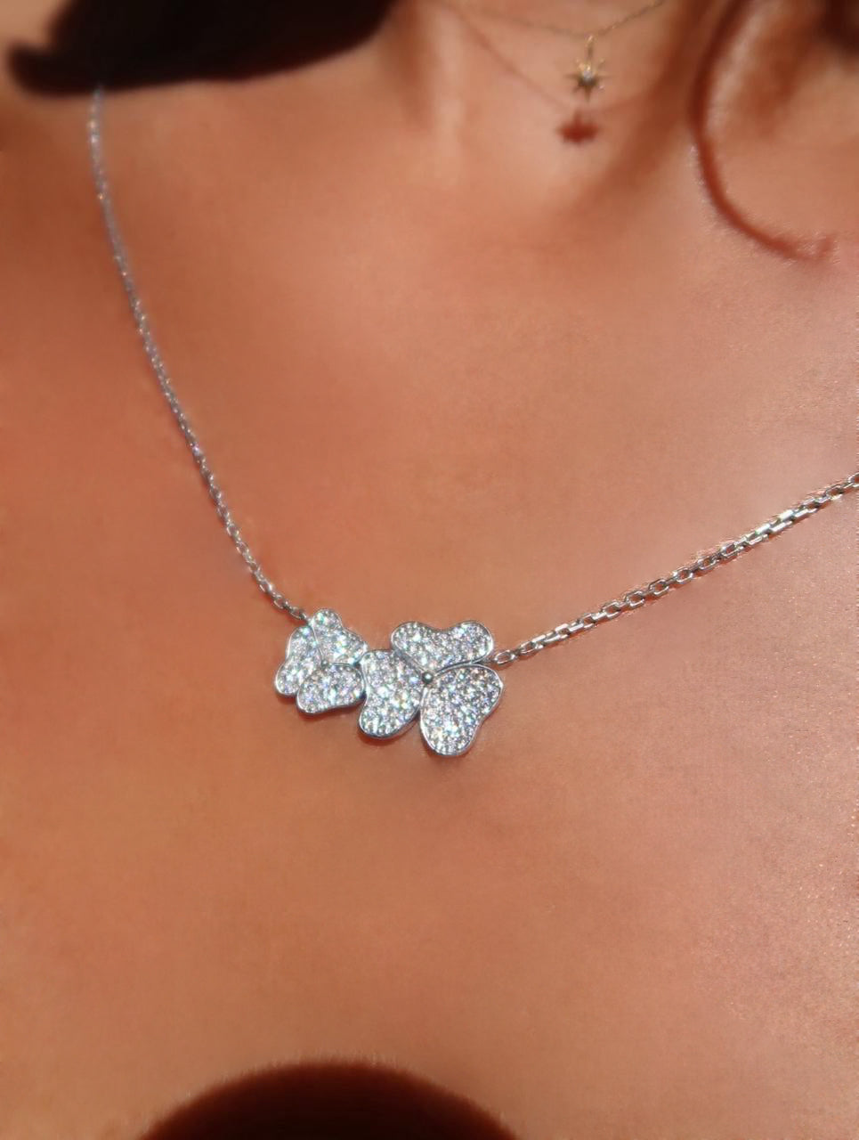 Twinzy Bloom Necklace image 2